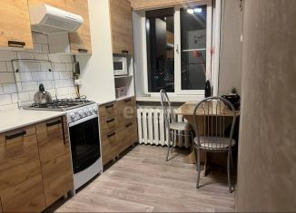 Продается трехкомнатная квартира, 59.9 м2, Тамбов, улица Киквидзе, 108