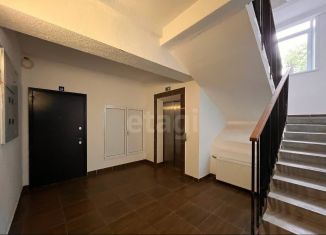 Продается двухкомнатная квартира, 42 м2, Архангельск, Октябрьский округ, Комсомольская улица, 42