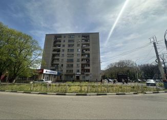 Продаю комнату, 12 м2, Армавир, Новороссийская улица, 117