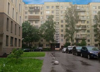Продам трехкомнатную квартиру, 60.3 м2, Санкт-Петербург, 2-я Комсомольская улица, 40к1, Красносельский район
