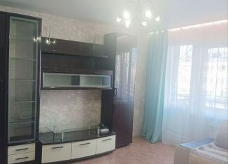 Сдается в аренду трехкомнатная квартира, 68 м2, Бурятия, проспект Строителей, 18