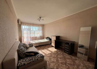Продам 2-ком. квартиру, 43 м2, Благовещенск, Театральная улица, 42/4