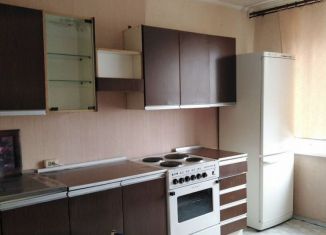 Сдаю 1-комнатную квартиру, 32 м2, Челябинск, Обская улица, 6