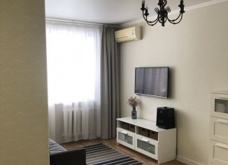 Сдам в аренду 1-комнатную квартиру, 29 м2, Тюмень, улица Белинского, 8