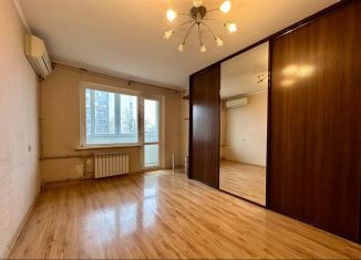 Продаю 1-ком. квартиру, 36 м2, Краснодар, Уральская улица, 150, Карасунский округ