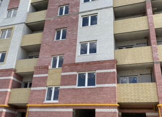 Продается 1-ком. квартира, 38.6 м2, Калмыкия, 1-й микрорайон, 40А