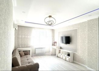 Сдаю в аренду 2-ком. квартиру, 55.8 м2, Санкт-Петербург, проспект Испытателей, 26, метро Комендантский проспект