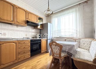 Продаю 2-ком. квартиру, 50.4 м2, Москва, улица Академика Челомея, 8к2