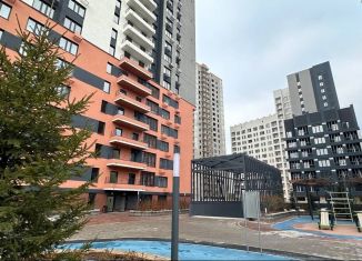 Продается трехкомнатная квартира, 91.8 м2, Тюмень, улица Пожарных и Спасателей, 14