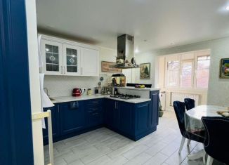 Продается 3-ком. квартира, 80 м2, Краснодар, Платановый бульвар, 15, Западный округ