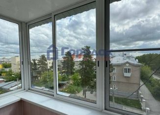 Продажа 1-комнатной квартиры, 27.7 м2, Свердловская область, улица Олега Кошевого, 1А