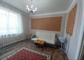 Продам 2-комнатную квартиру, 55 м2, Соль-Илецк, Мирная улица, 2