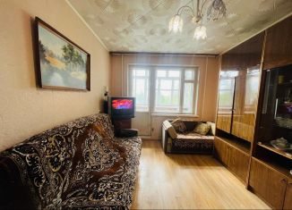 Продается 1-ком. квартира, 33 м2, Псковская область, улица Гоголя, 13к2