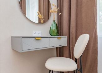 Продаю двухкомнатную квартиру, 47 м2, Челябинск, Южная улица, 7, Центральный район