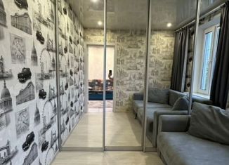 Трехкомнатная квартира в аренду, 50 м2, Москва, Шоссейная улица