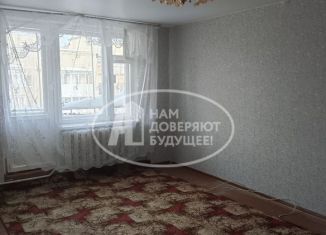 Продажа трехкомнатной квартиры, 60.8 м2, Чусовой, Коммунистическая улица, 3Б