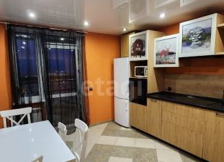 Продается 2-ком. квартира, 63.7 м2, Екатеринбург, метро Уральская, Трамвайный переулок, 2к4
