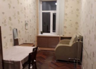 Аренда комнаты, 13 м2, Санкт-Петербург, 4-я линия Васильевского острова, 31, метро Горный институт