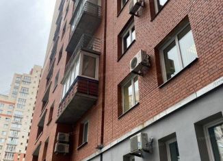 Продаю 4-комнатную квартиру, 125 м2, Санкт-Петербург, проспект Просвещения, 33к1, метро Озерки