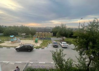 Продаю двухкомнатную квартиру, 50.4 м2, Шебекино, улица Дзержинского