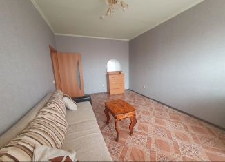 Сдам в аренду однокомнатную квартиру, 45 м2, Тюмень, улица Куйбышева, 25к1
