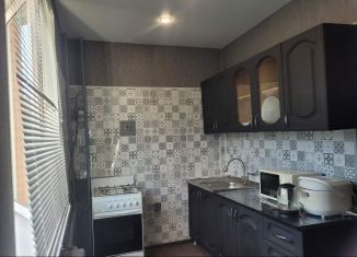 Сдача в аренду 1-комнатной квартиры, 35.4 м2, Крымск, улица Маршала Жукова, 16Б