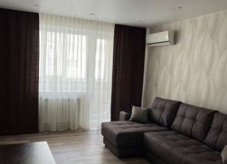 Сдам 2-ком. квартиру, 69 м2, Тюмень, улица Чернышевского, 1