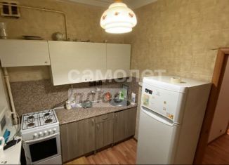 Продаю 3-ком. квартиру, 64 м2, Москва, улица Гришина, 24к2, Можайский район