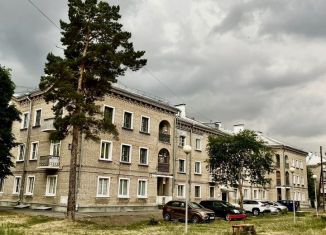 Четырехкомнатная квартира на продажу, 99.8 м2, Свердловская область, улица Беляева, 18