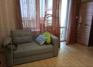 Сдам в аренду двухкомнатную квартиру, 56 м2, Калининград, Интернациональная улица, 64