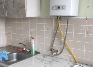 Продается 1-комнатная квартира, 31 м2, Псковская область, улица Комсомольца Зверева, 27