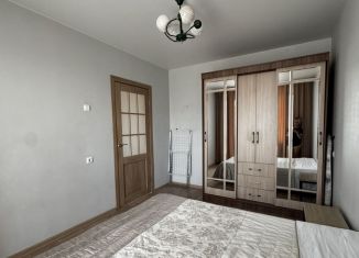 Сдается 1-комнатная квартира, 46 м2, Челябинск, улица Университетская Набережная, 105
