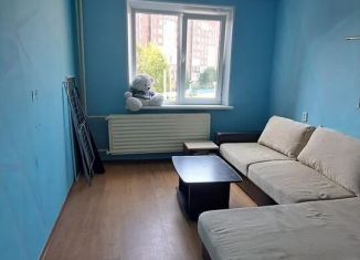 Продаю 2-ком. квартиру, 64 м2, Ишимбай, бульвар Заки Валиди, 7
