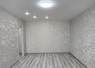 Продается 1-ком. квартира, 33 м2, Воткинск, улица Луначарского, 42