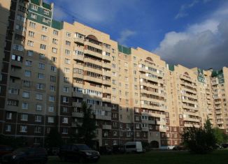 Аренда трехкомнатной квартиры, 70 м2, Санкт-Петербург, Планерная улица, 71к3, метро Комендантский проспект