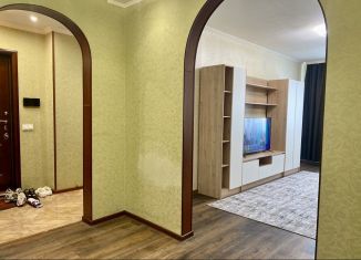 Сдаю 3-ком. квартиру, 72.5 м2, Москва, Варшавское шоссе, 143к2