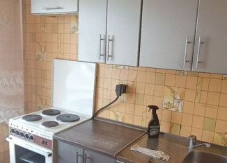 Продаю 2-комнатную квартиру, 50 м2, Брянск, улица Чернышевского, 17