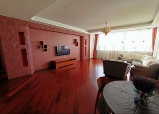 Сдается в аренду 3-ком. квартира, 122 м2, Челябинская область, Лесопарковая улица, 23