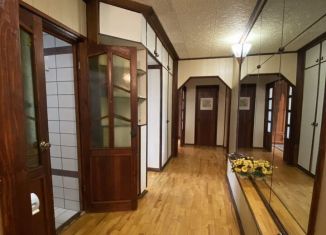 Продажа трехкомнатной квартиры, 57.3 м2, Орёл, Щепная площадь, Заводской район