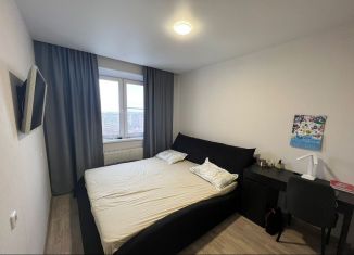 Продаю трехкомнатную квартиру, 66 м2, Челябинск, улица Комарова, 110