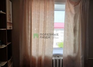Продаю 1-ком. квартиру, 12 м2, Курган, улица Карла Маркса, 141