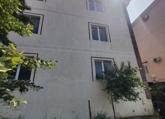 Продажа 2-ком. квартиры, 48.6 м2, Геленджик, Вишнёвая улица, 24