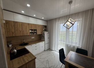 Продается двухкомнатная квартира, 35 м2, Оренбург, Ленинский район, улица Братьев Хусаиновых, 4