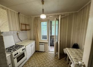 Продаю 1-ком. квартиру, 33 м2, Киржач, квартал Солнечный, 2