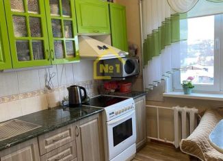 Сдам в аренду 2-ком. квартиру, 55 м2, Челябинская область, Тепличная улица, 5