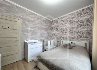 Продам 2-ком. квартиру, 52.8 м2, Мурино, улица Шувалова, 27/7, ЖК Гринландия-2