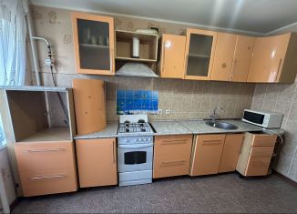 Продам 1-ком. квартиру, 43 м2, Оренбург, Ленинский район, улица Диагностики, 17