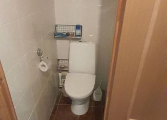 Сдам в аренду трехкомнатную квартиру, 61 м2, Нижний Новгород, микрорайон Щербинки-1, 28