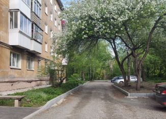 Продаю 2-ком. квартиру, 44.3 м2, Нижний Тагил, улица Черных, 33