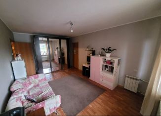 Продаю трехкомнатную квартиру, 72 м2, Новосибирск, улица Грибоедова, 119, метро Золотая Нива